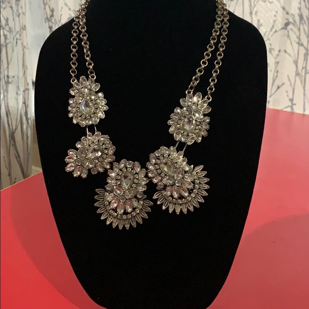 Adjustable necklace